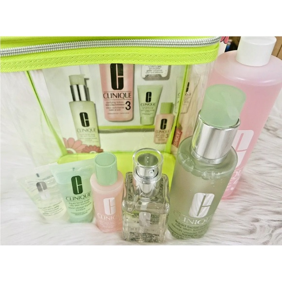 Clinique 6pc skincare set gift holidays bag Christmas skincare beauty - Picture 5 of 5